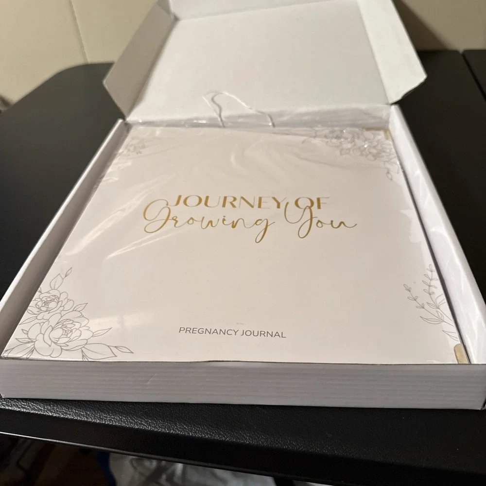 Journey Of Growing You A Pregnancy Journal Petal & Pearl Box Opened Never Used
